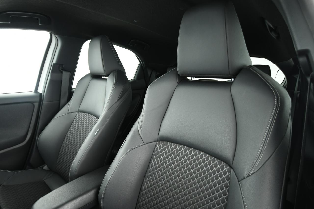 TOYOTA Yaris 1.5h Style CAMERA+ACC+APP CONNECT+NEOPATENTATI