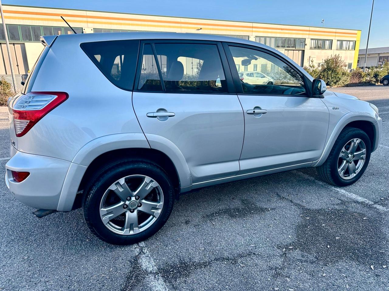 TOYOTA RAV 2.2 AUTOMATICO PELLE TOTALE