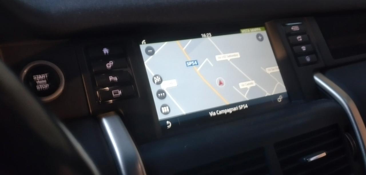 Land Rover Discovery Sport 2.0 TD4 180 CV HSE