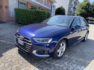 Audi A4 Avant 40 TDI quattro S tronic Business Advanced