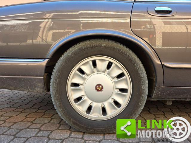 DAIMLER Six LWB 4.0L GUIDA A DESTRA