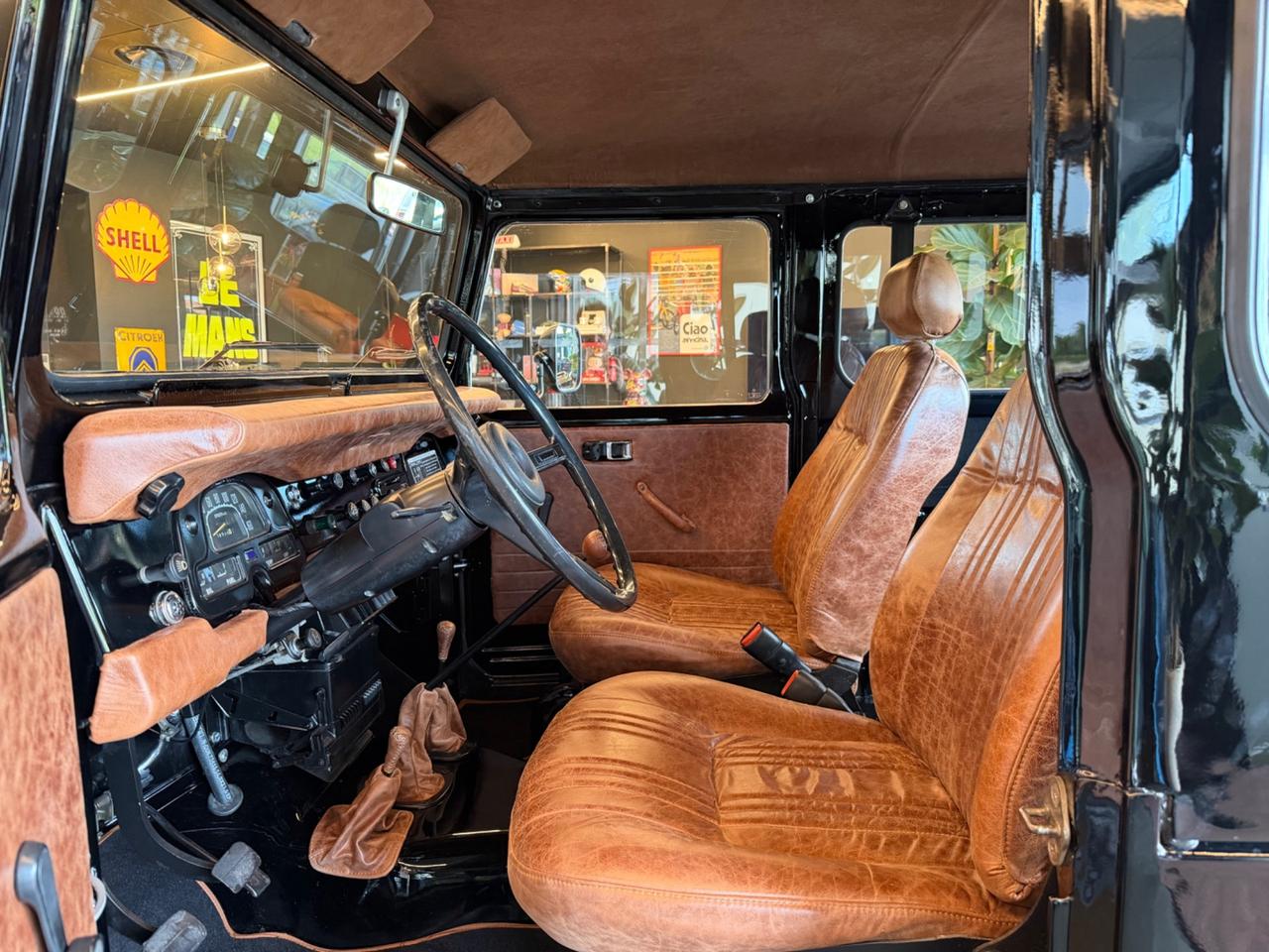Toyota Land Cruiser BJ 40 Ricondizionato "The World's Style"
