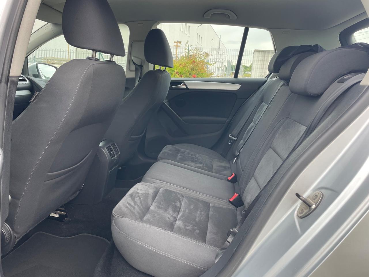 Volkswagen Golf 1.6 TDI DPF DSG 5p. Highline