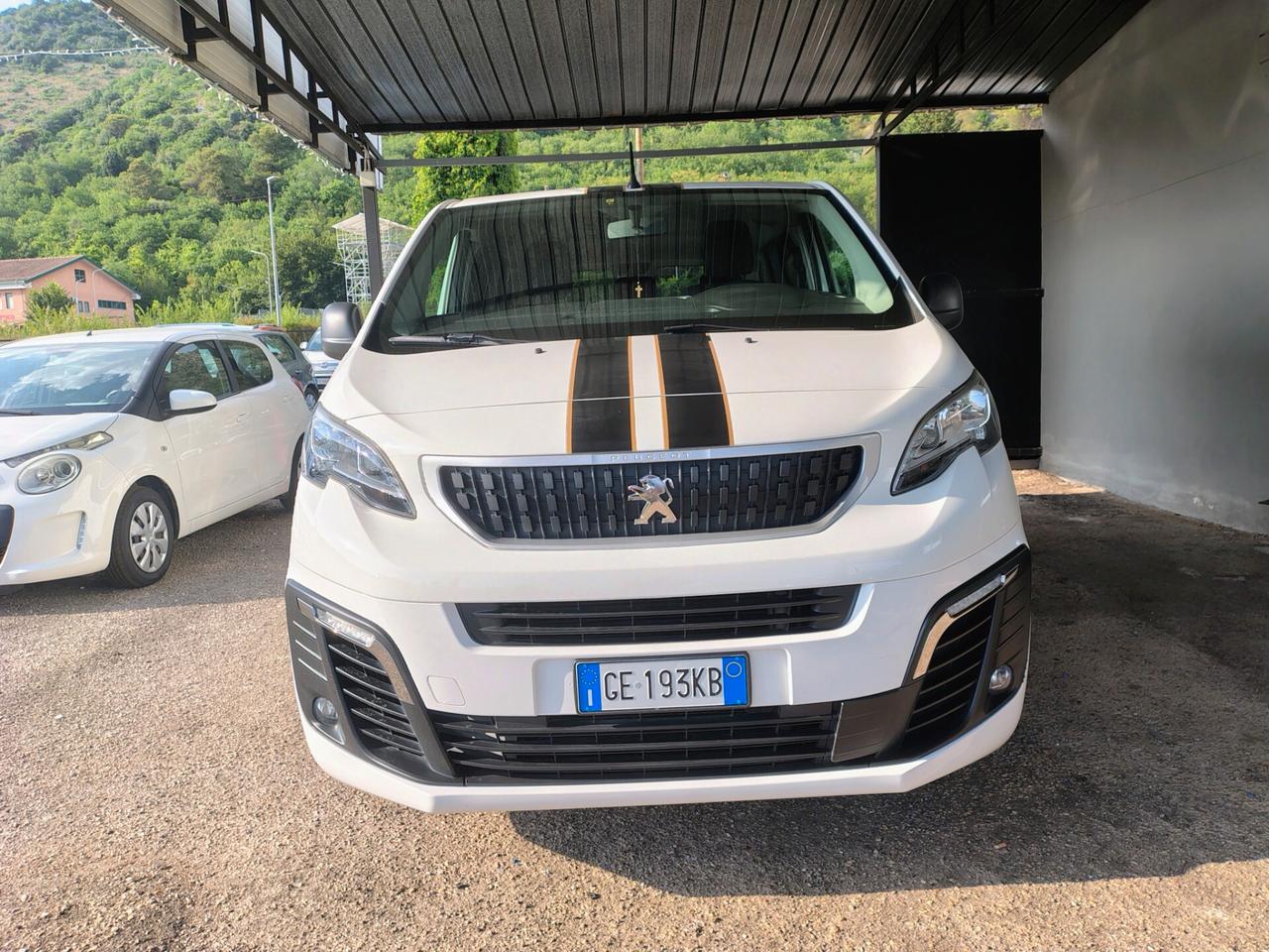 Peugeot Expert BlueHDi 140 S&S EAT8 PL-TN Combi Std.