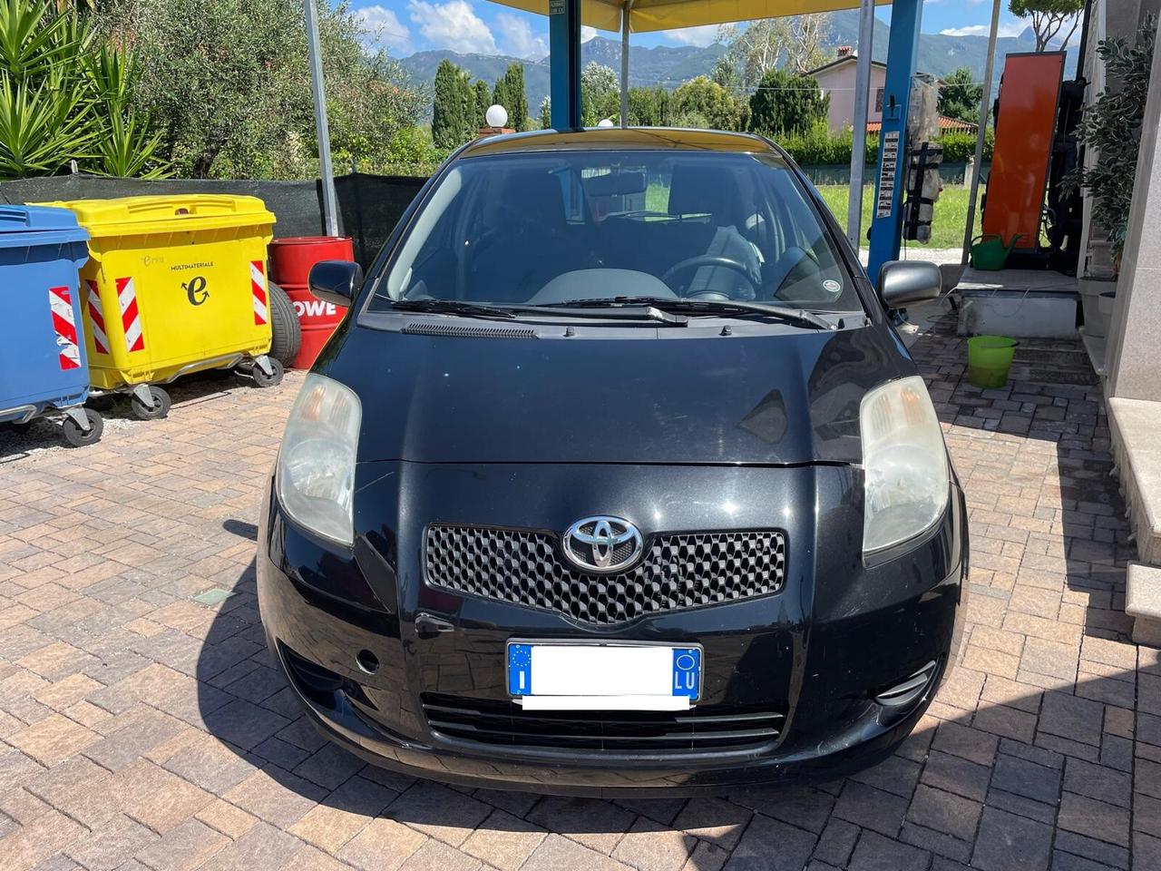 Toyota Yaris 1.0 3 porte Sol