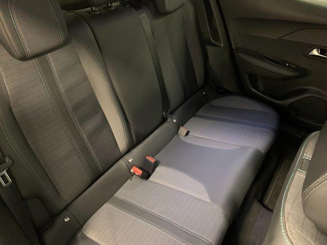 PEUGEOT 2008 1.5 BlueHDi Allure Navi Pack