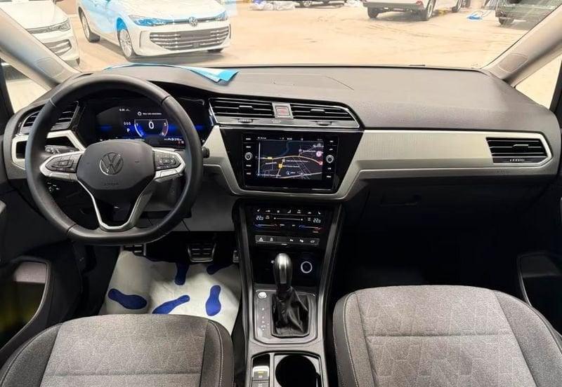 Volkswagen Touran 2.0 TDI SCR DSG R-LINE IQ LED MATRIX NAVI CAMERA COCKPIT
