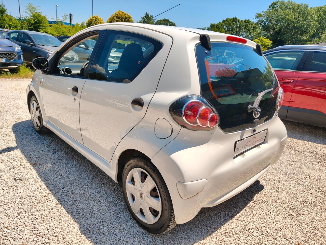 Toyota Aygo 1.0 12V VVT-i 5 porte Now
