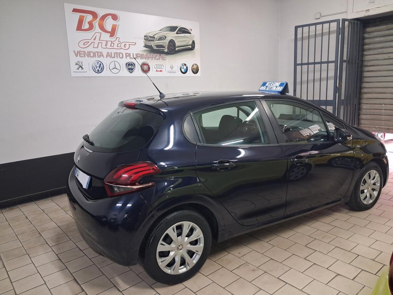 Peugeot 208 unico prop 1.4 hdi 2015