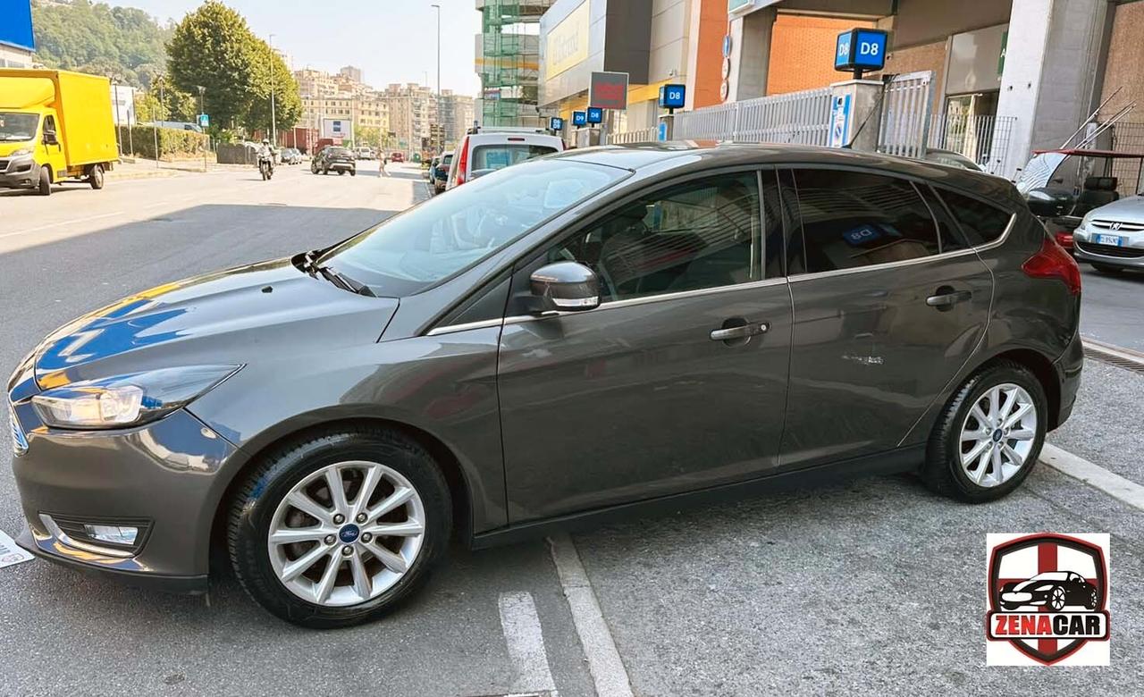 Ford Focus 1.5 TDCi 120 CV Navigatore Cruise control 4 Vetri elettrici