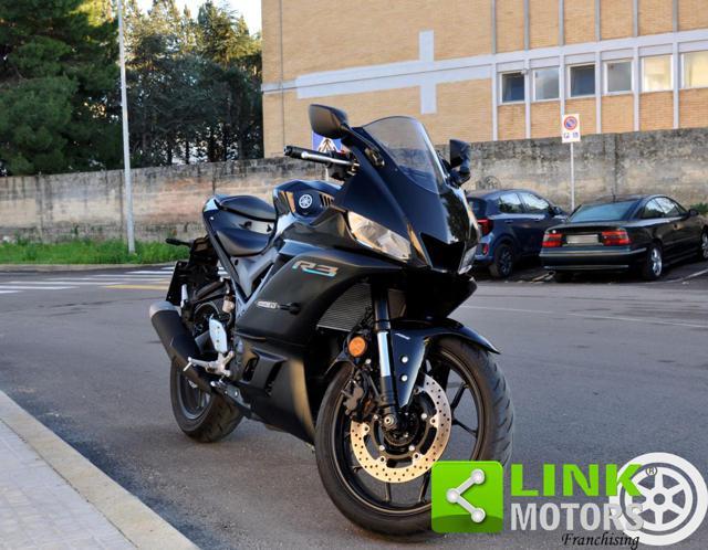 YAMAHA YZF R3 Pari al Nuovo