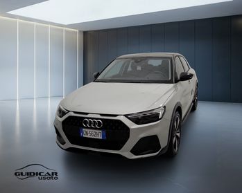 AUDI A1 II 2022 allstreet - A1 allstreet 30 1.0 tfsi Identity Contrast 110cv s tronic