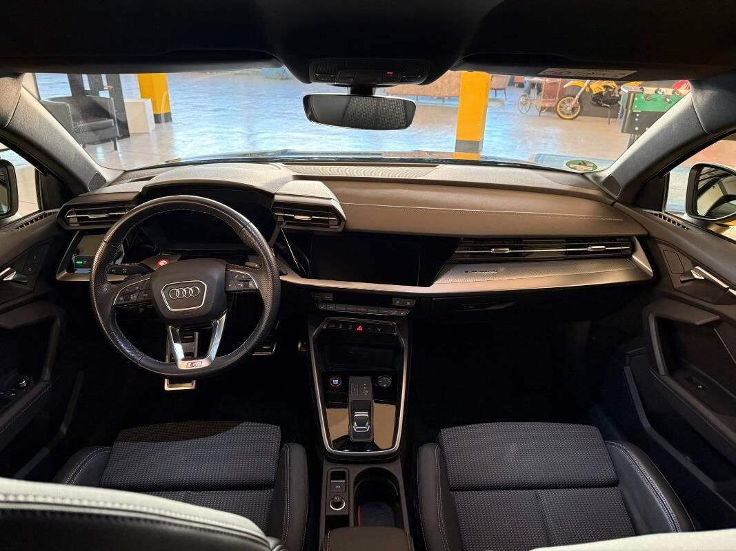 Audi S3 Sportback AUDI S3 2.0 TFSI SPORT