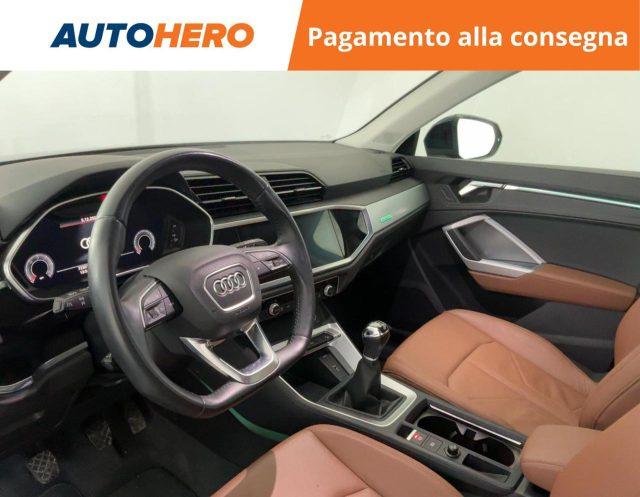 AUDI Q3 35 TDI quattro Business Advanced