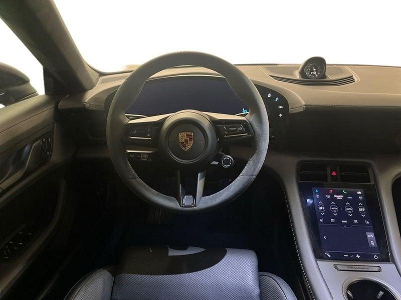 Porsche Taycan GTS
