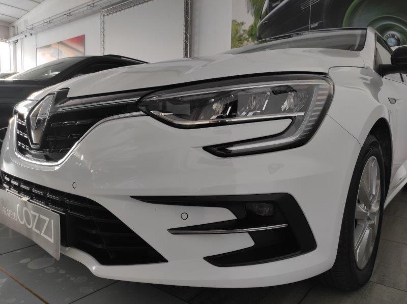 RENAULT Mégane 4ª serie - Mégane Sporter Blue dCi 115 CV EDC Equilibre