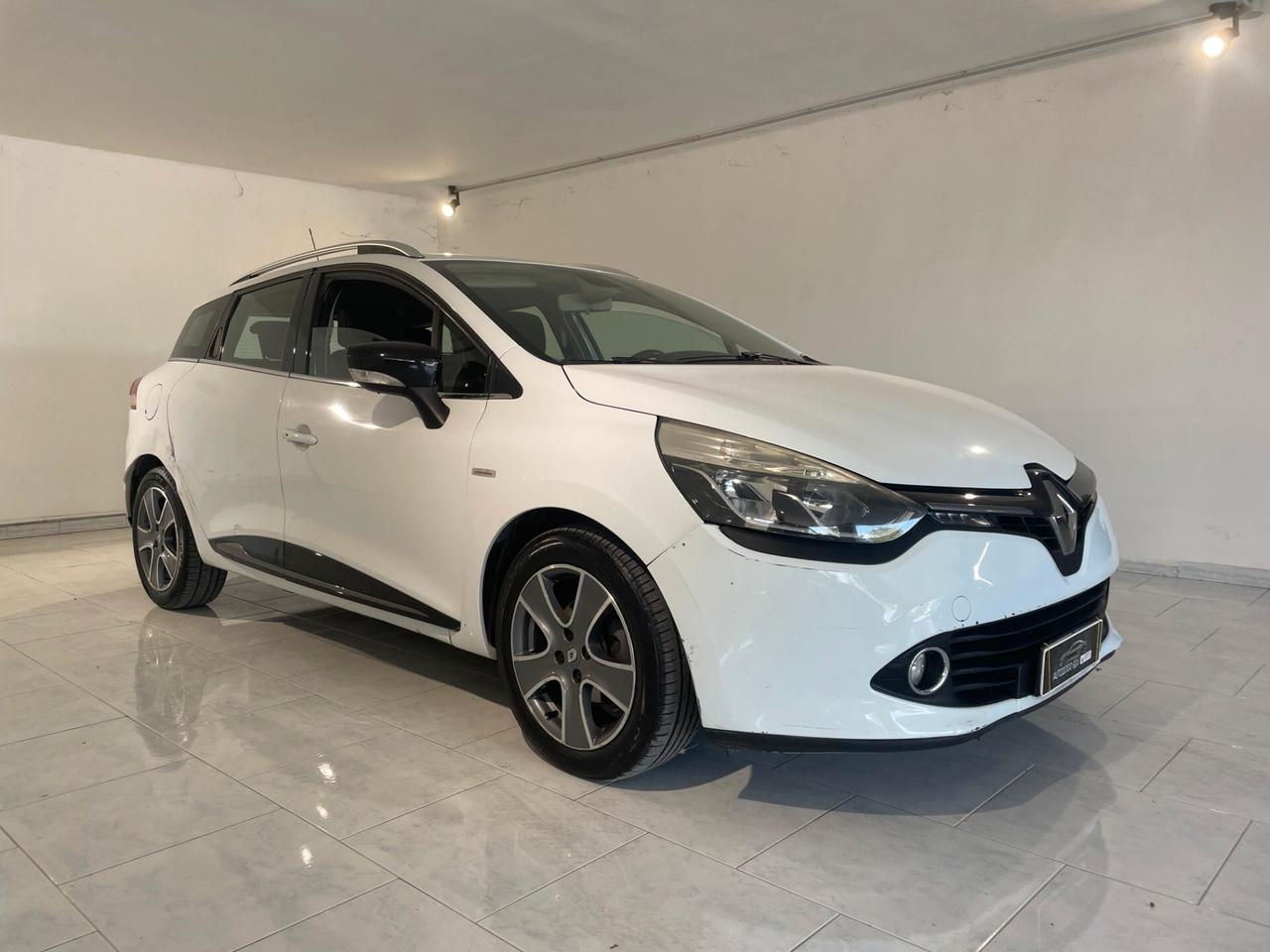 Renault Clio Sporter 1.5 dCi 8V 75CV Costume National