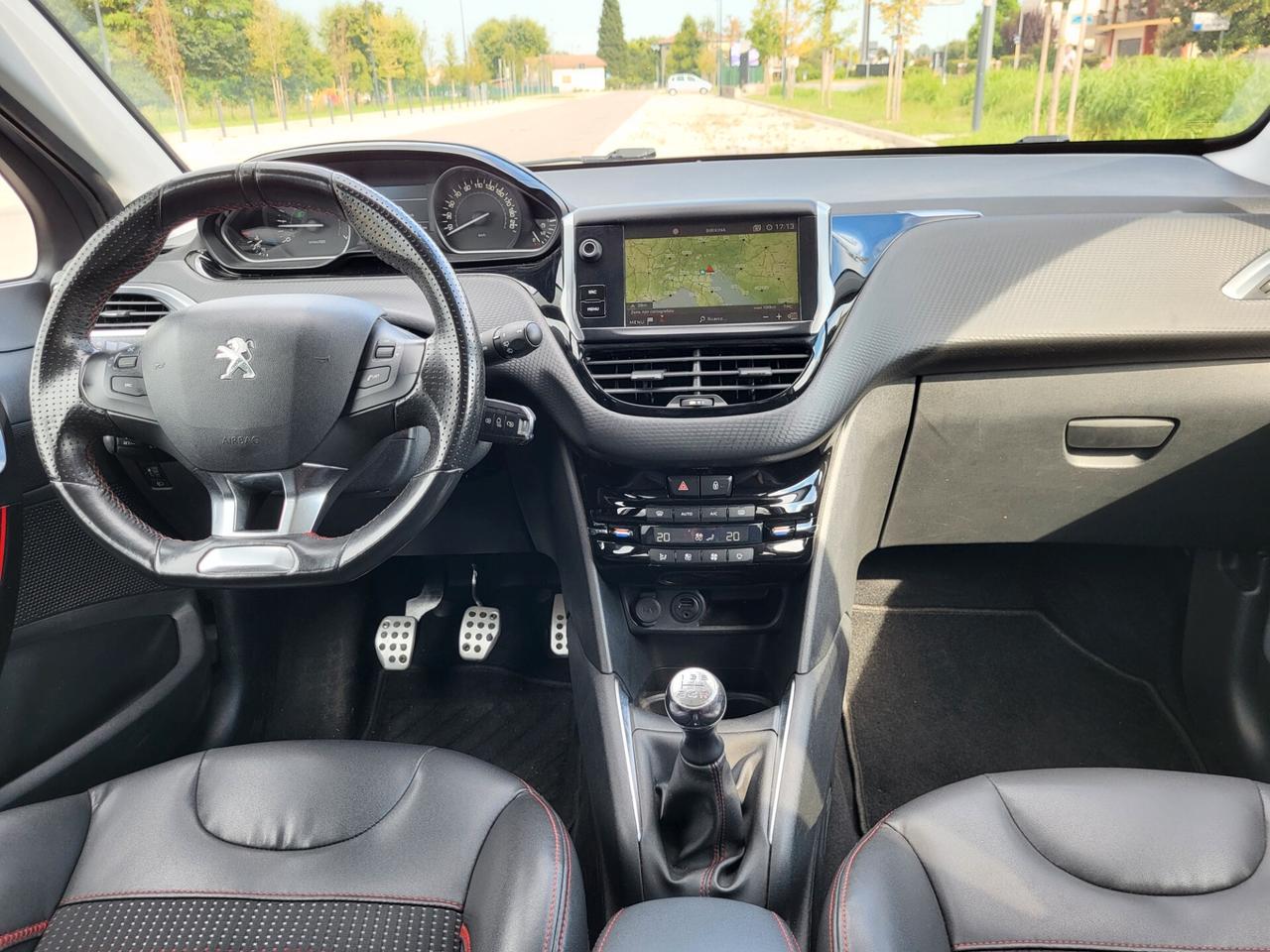 Peugeot 208 GT Line 5P