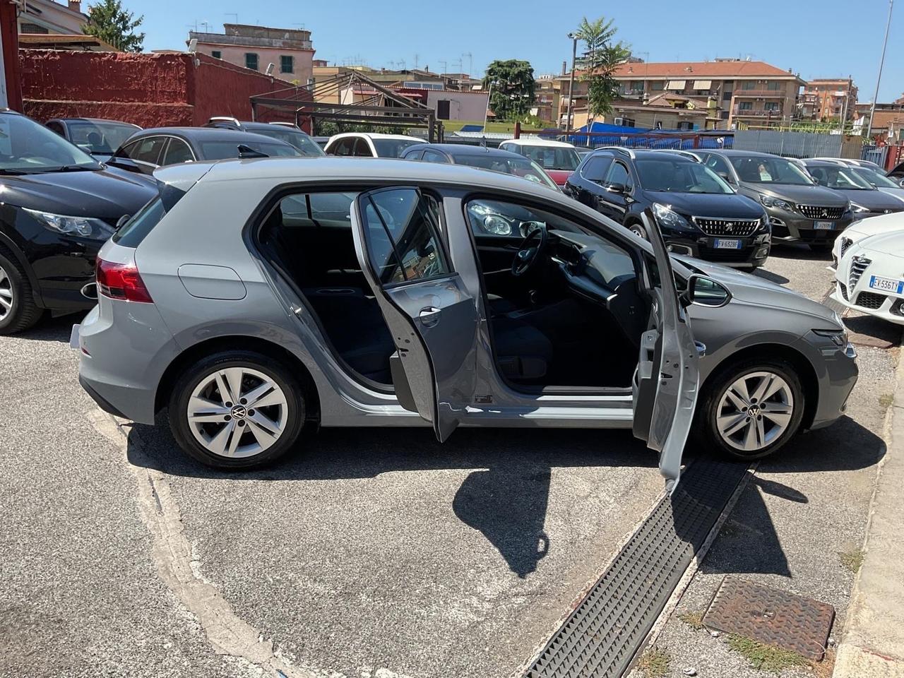 Golf 1.0 eTSI EVO- Life-unipro -garanzia-rate