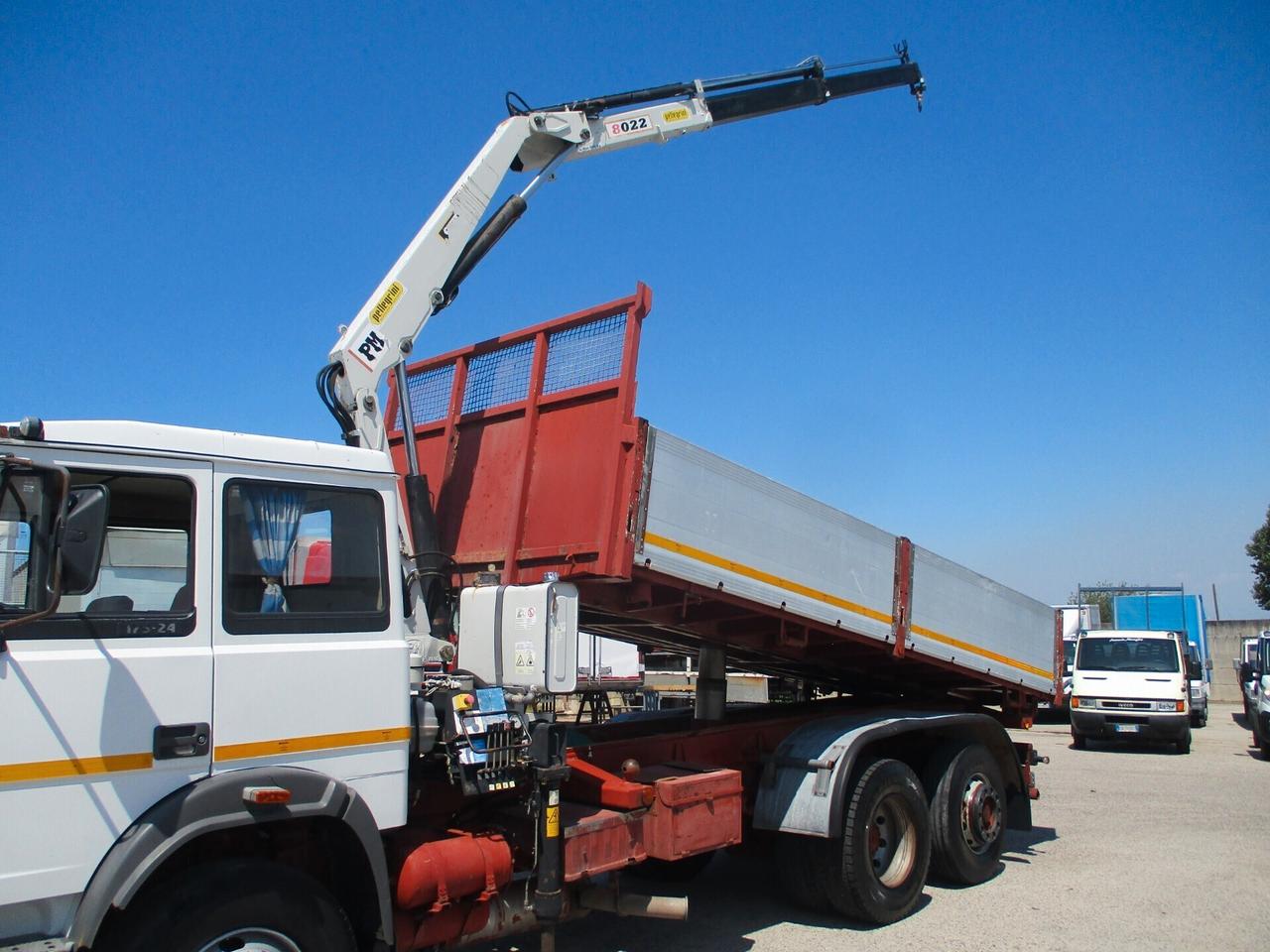 Iveco 175-24 3 ASSI GRU PM 8000/2S +RIBALTABILE TRILATER