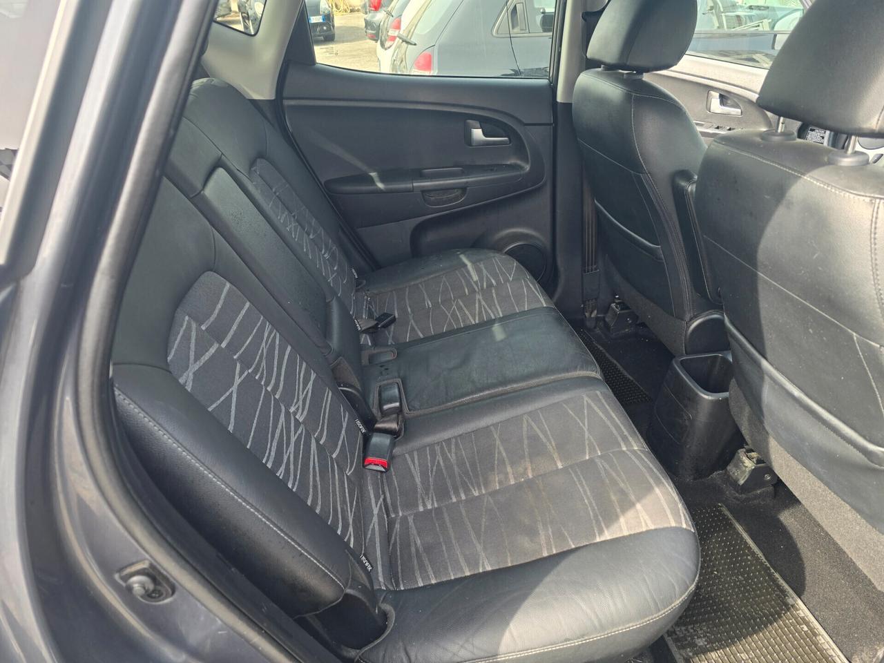 Kia Venga 1.4 CRDi 90cv WGT EX