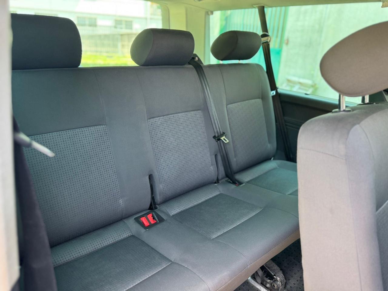 Volkswagen Transporter 2.5 TDI/130CV 9POSTI