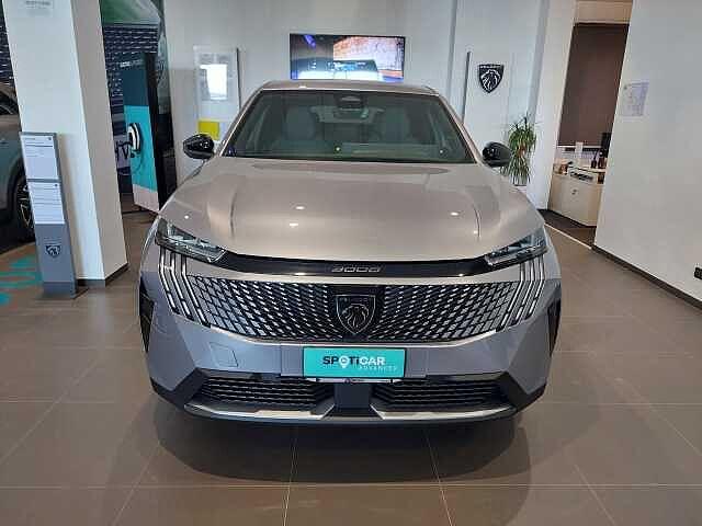 Peugeot 3008 Hybrid 136 e-DCS6 Allure KM0