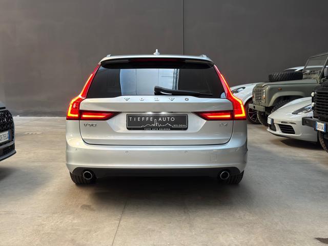 VOLVO V90 D4 Geartronic Momentum