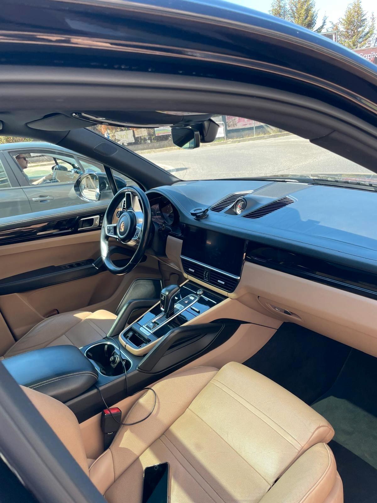 Porsche Cayenne 3.0 V6 Tetto-Burmester-2018-298.000Km