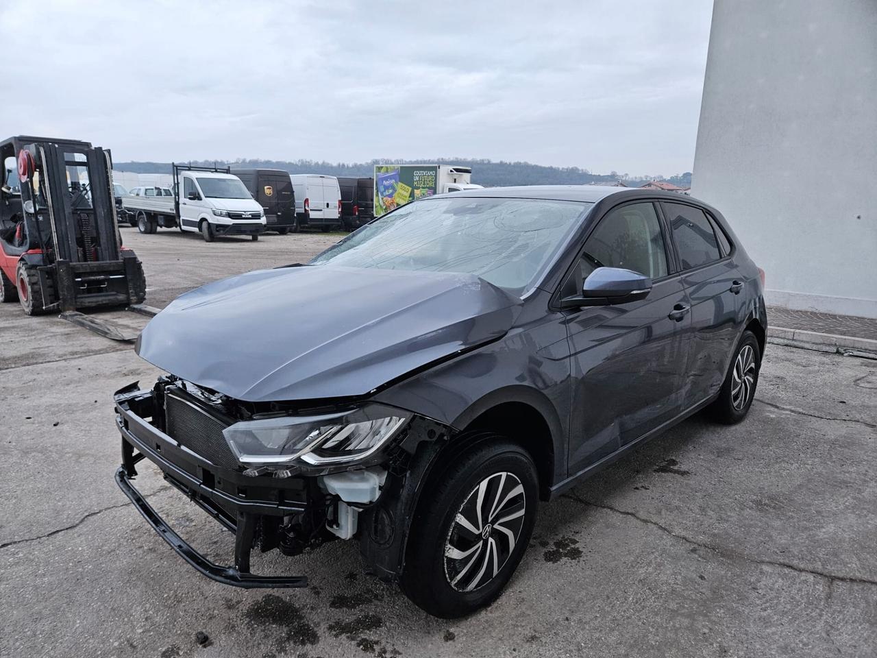 Volkswagen Polo 1.0 evo Life 80cv INCIDENTATA