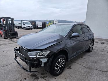 Volkswagen Polo 1.0 evo Life 80cv INCIDENTATA