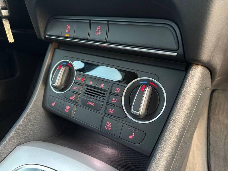 Audi Q3 EURO 6 - TETTO APRIBILE - SEDILI RISCALDATI