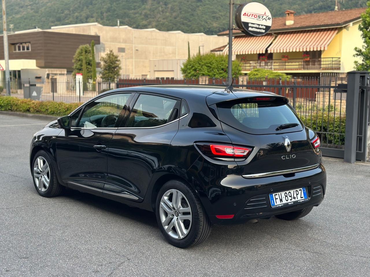 Renault Clio dCi 8V 90 CV 5 porte Moschino Life