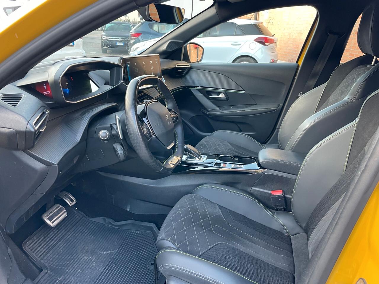 Peugeot 208 130 CV GT AUTOMATICA- FULL SERVICE Peugeot- UNICO PROPRIETARIO