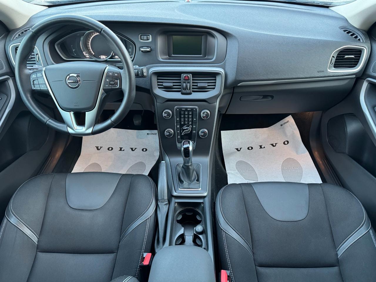 Volvo V40 T2