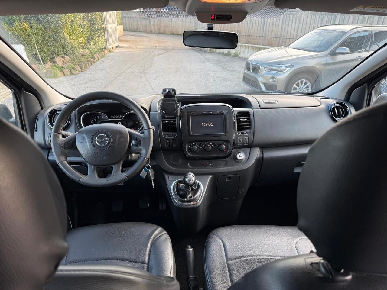 Opel Vivaro 1.6 BiTurbo 9 posti