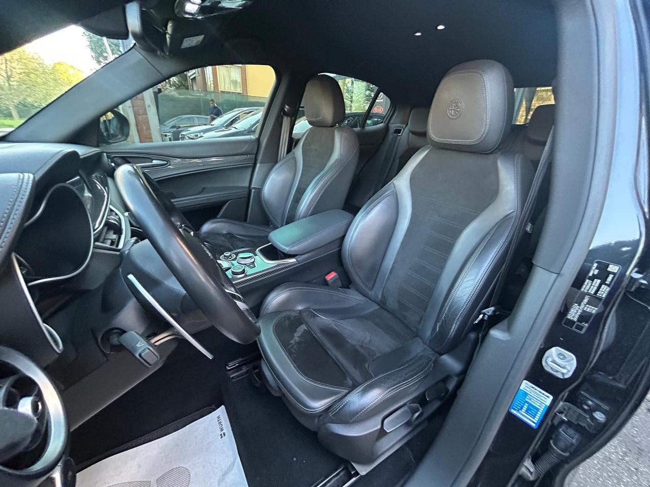 Alfa Romeo Stelvio 2.9 Bi-Turbo V6 510 CV AT8 Quadrifoglio