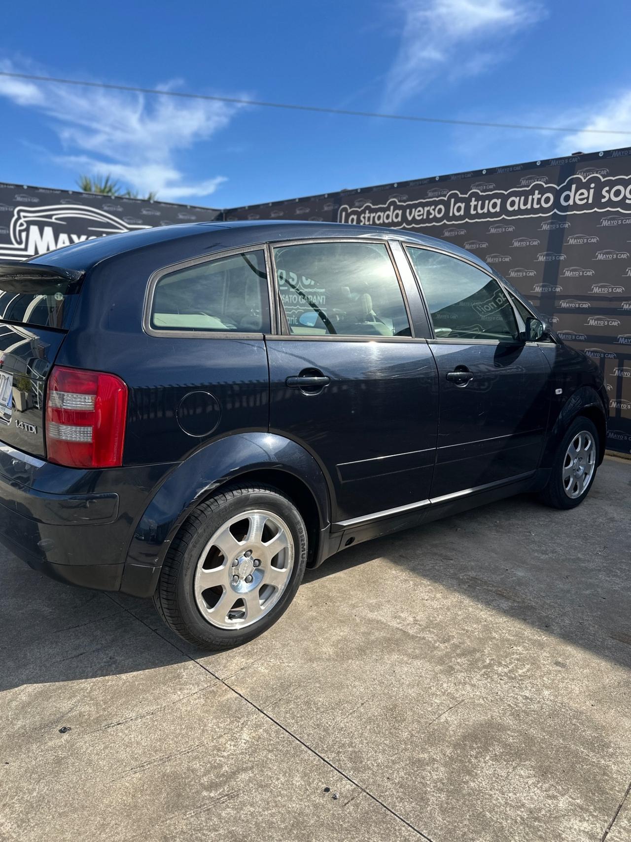 AUDI A2 (anno 2003)
