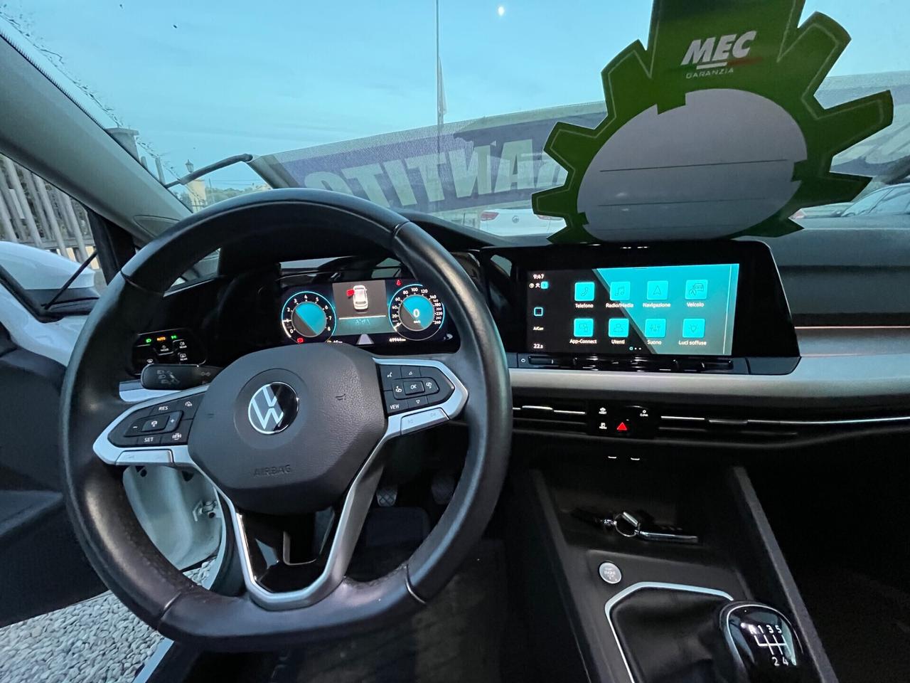 Volkswagen Golf 8 1.0 TSI EVO Life