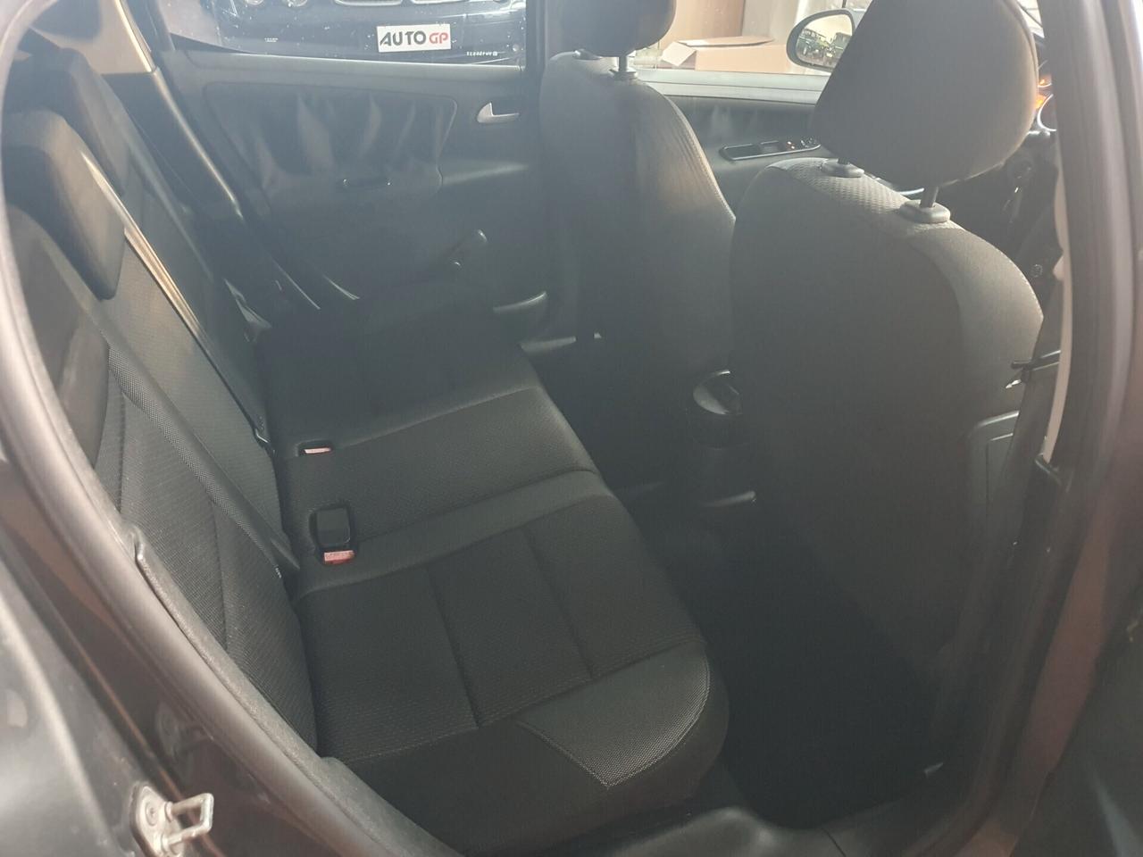 Peugeot 207 1.4 8V 75CV benzina GPL Neop 2010