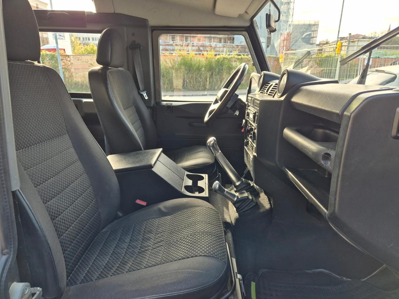 Land Rover Defender 90 2.4 TD4 Station Wagon S