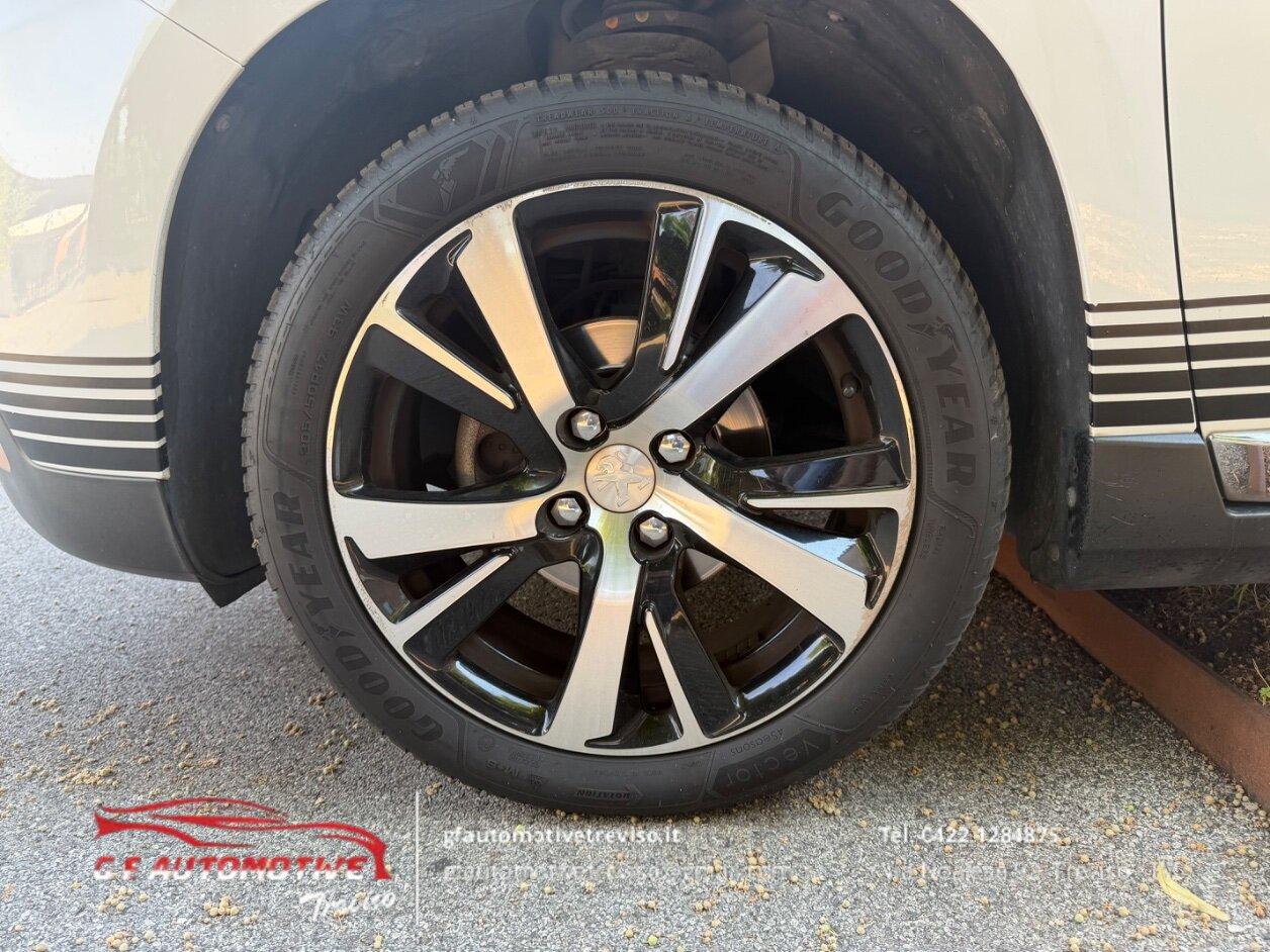 Peugeot 2008 2008 1.6 e-hdi 8v Urban Cross s&s 92cv