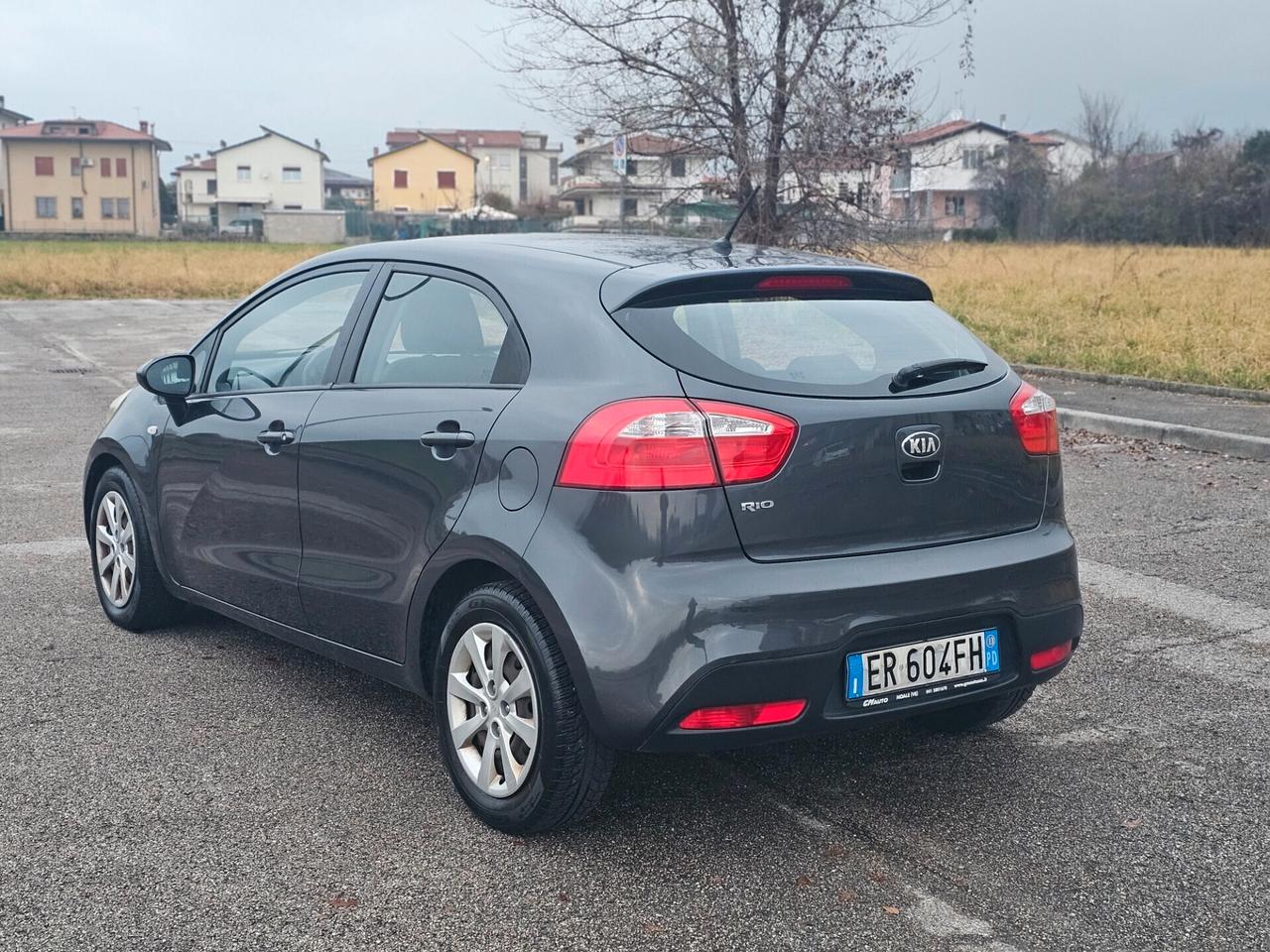 Kia Rio 1.2 BENZINA UNICO PROPRIETARIO ANNO 2013 OK PER NEOPATENTATI