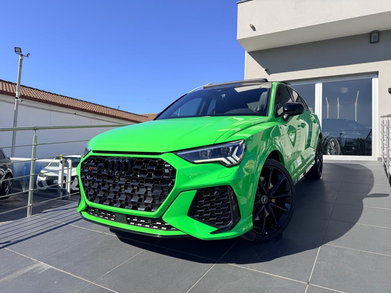 Audi Q3 RS SPB quattro S tronic 400cv tetto aprile