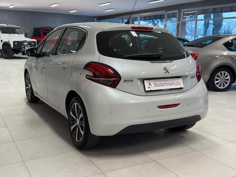 Peugeot 208 5 Porte 208 5p 1.2 puretech Allure 82cv