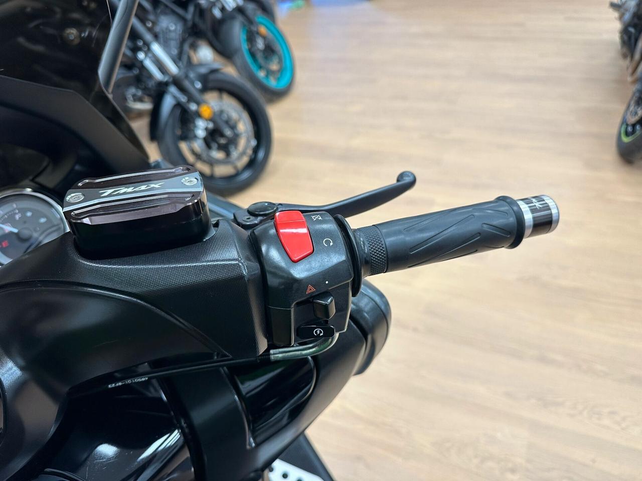 YAMAHA TMAX T MAX T-MAX 500 - 33.000KM DA 99€ AL MESE