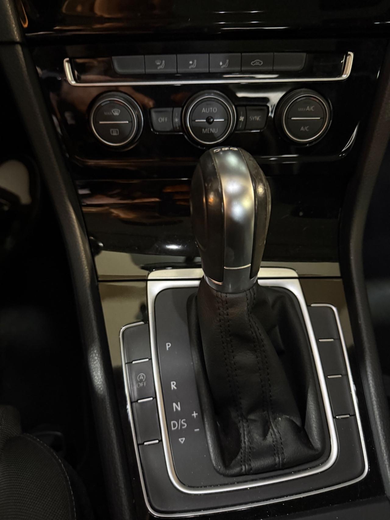 Volkswagen Golf Business 1.4 TGI DSG 5p. Comfortline BlueMotion