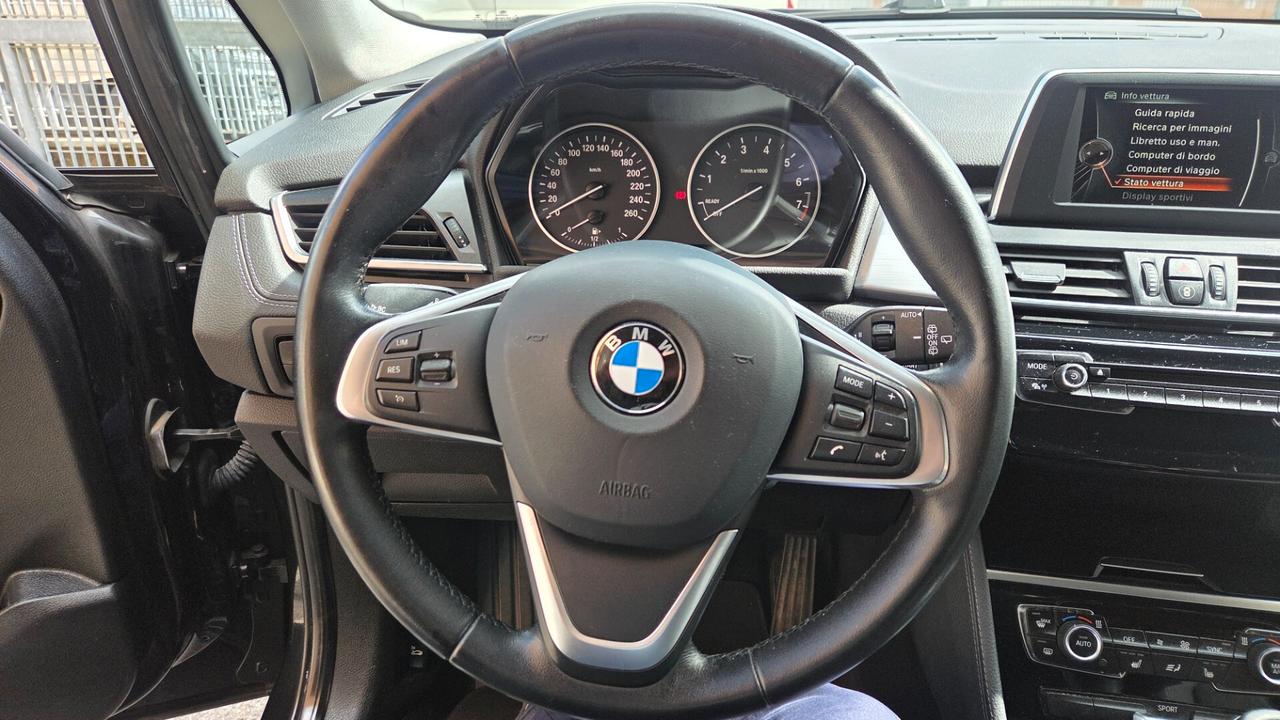 Bmw 2er Active Tourer 218i Luxury