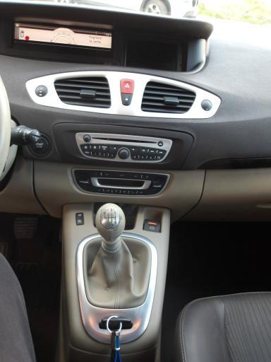 Renault Scenic X-Mod 1.5 dci Dynamique 110cv