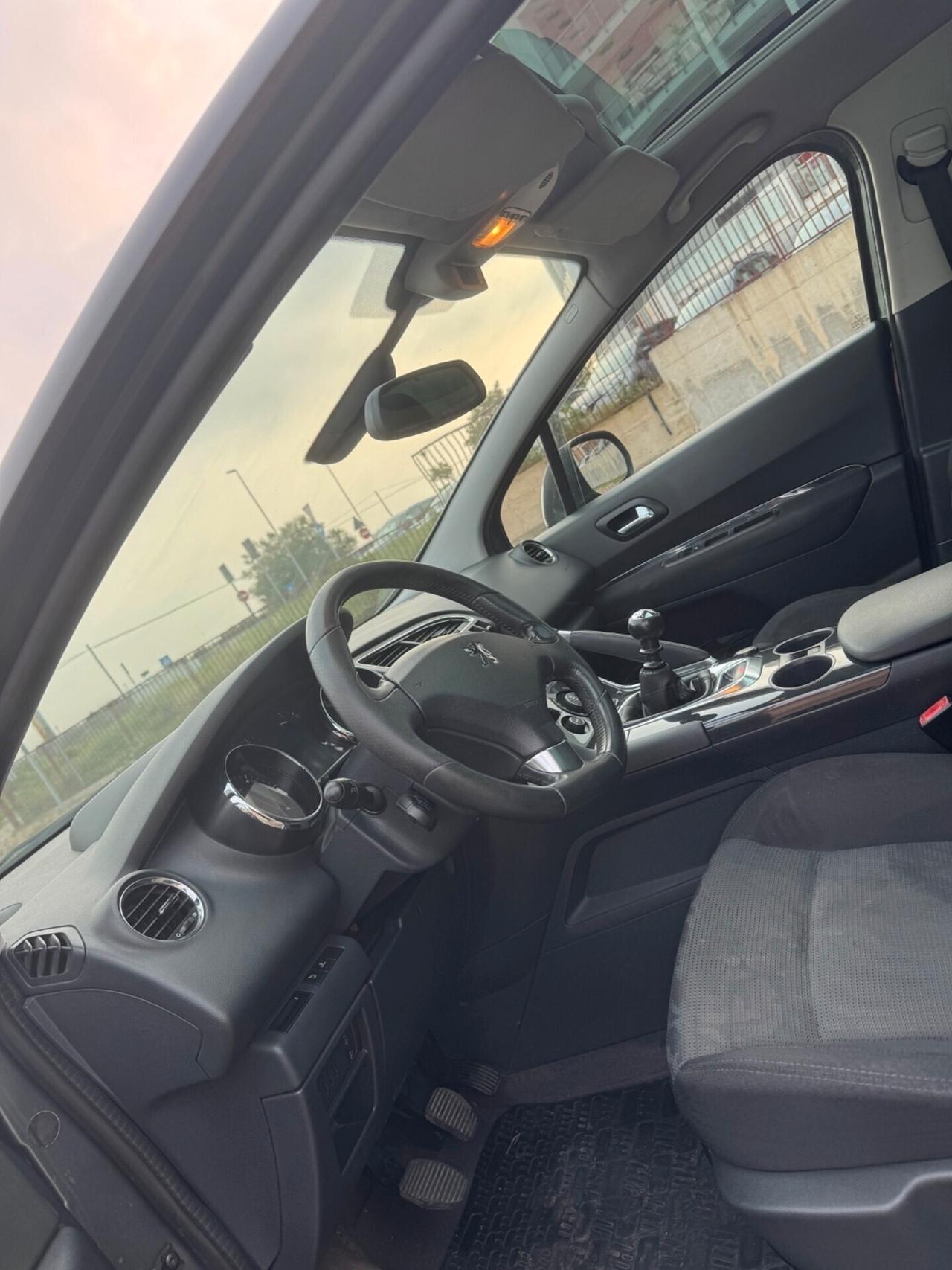 Peugeot 3008 2.0 HDi 150CV Tecno